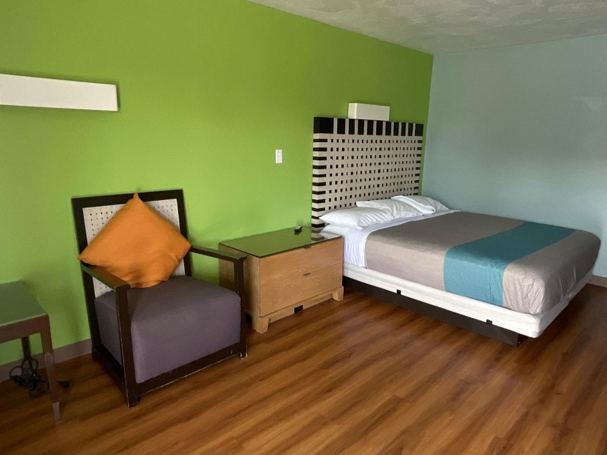 Country Yard Inn And Suites Sikeston Εξωτερικό φωτογραφία