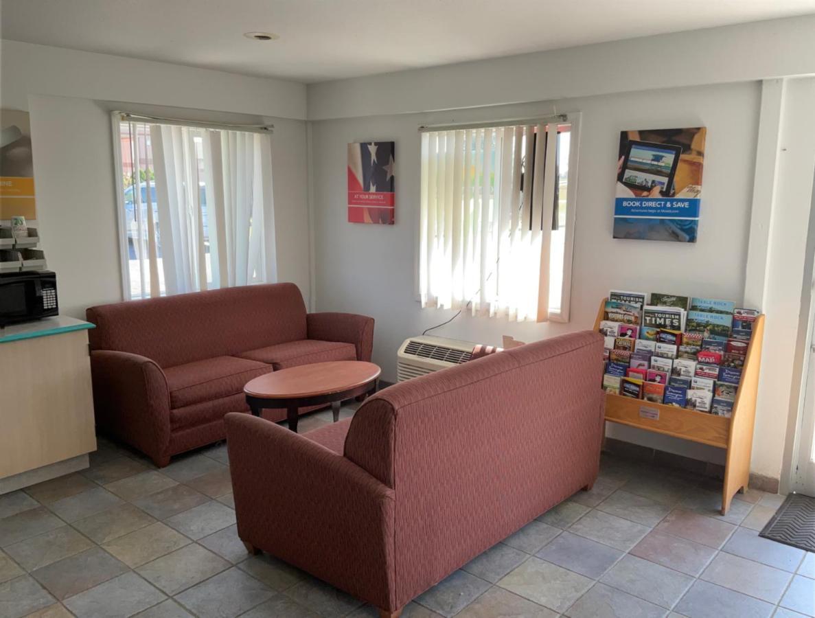 Country Yard Inn And Suites Sikeston Εξωτερικό φωτογραφία