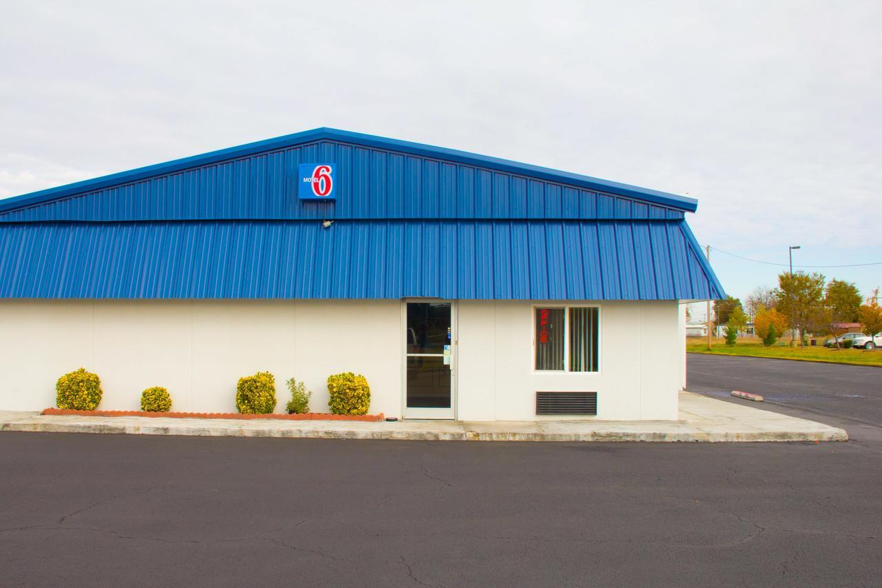 Country Yard Inn And Suites Sikeston Εξωτερικό φωτογραφία