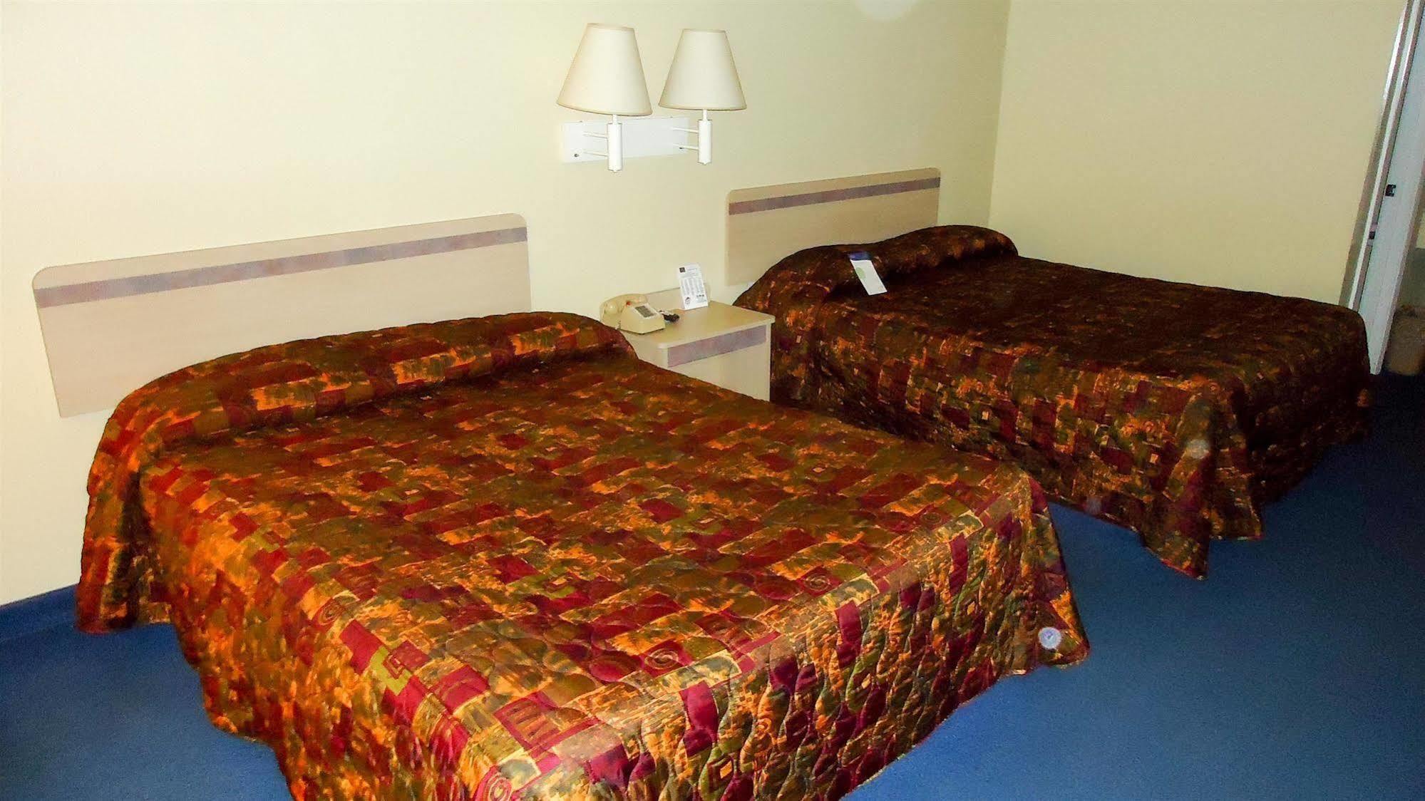 Country Yard Inn And Suites Sikeston Εξωτερικό φωτογραφία