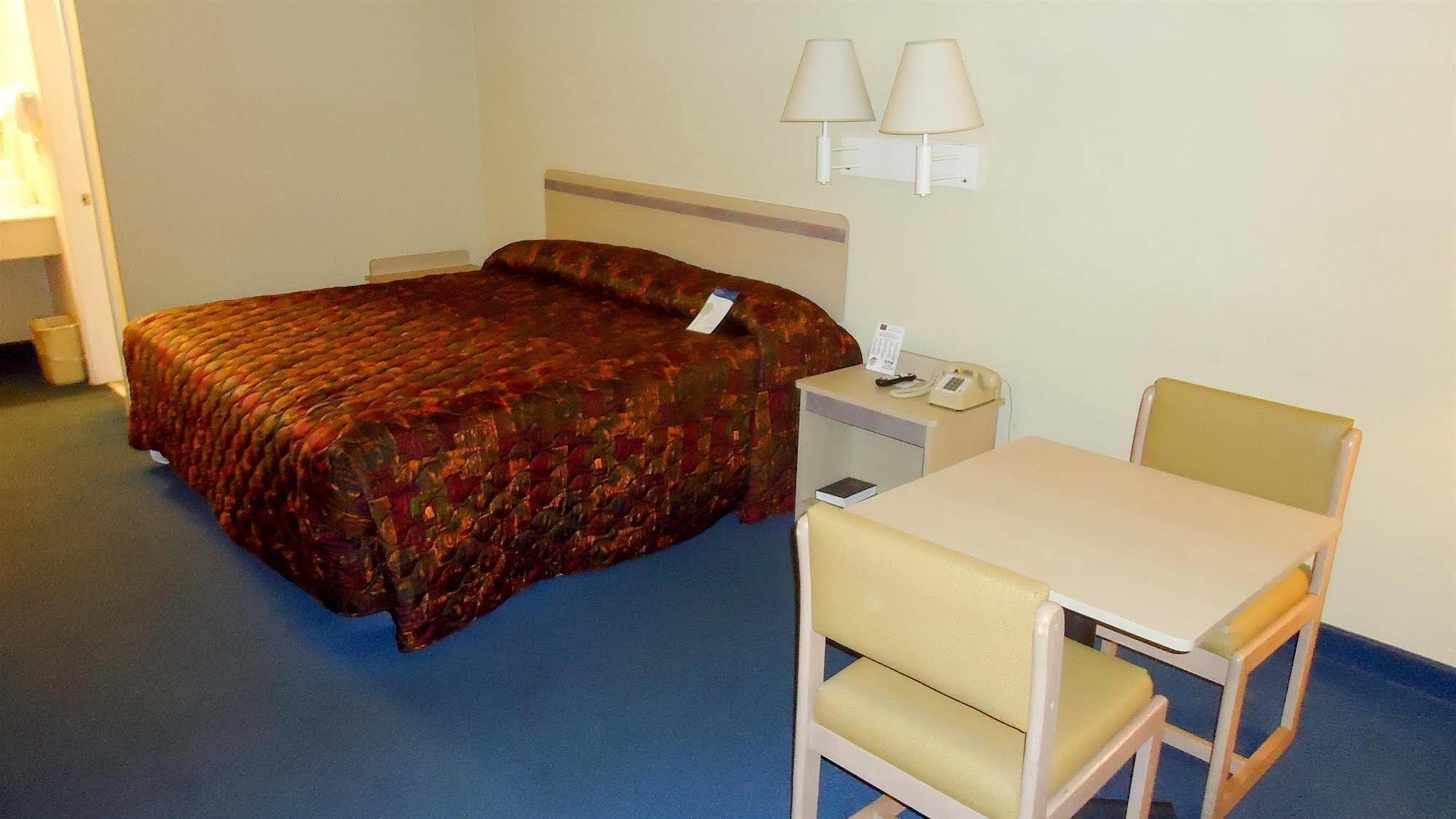 Country Yard Inn And Suites Sikeston Εξωτερικό φωτογραφία