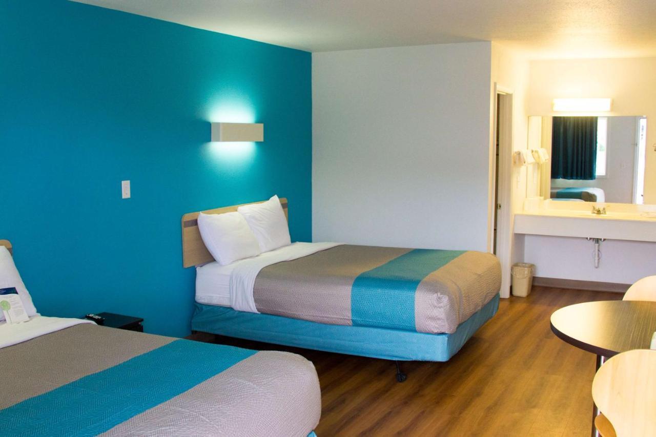 Country Yard Inn And Suites Sikeston Εξωτερικό φωτογραφία